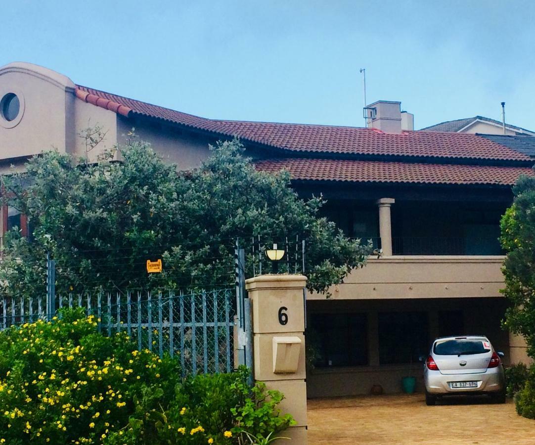 Mountain Peaks Hotel Hout Bay Exterior foto